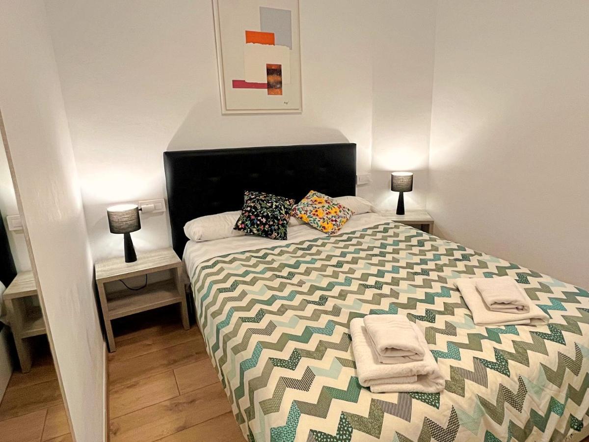 Apartamento Cerca De La Playa Blanes Exterior foto