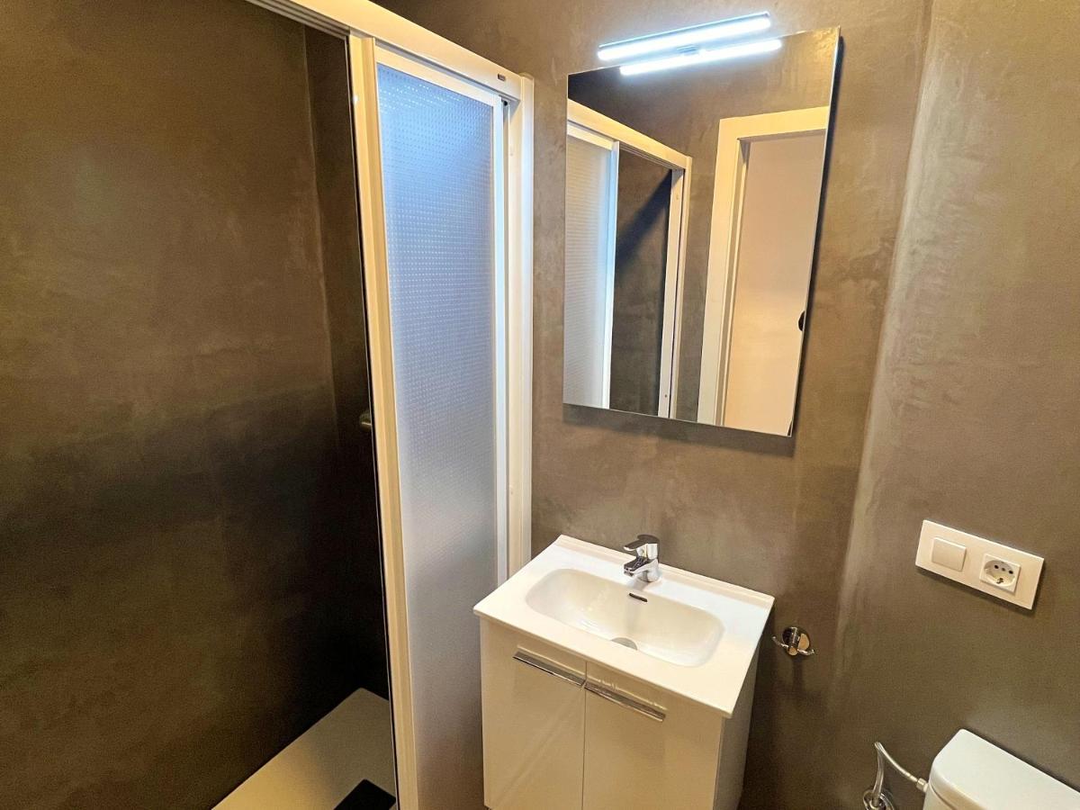 Apartamento Cerca De La Playa Blanes Exterior foto