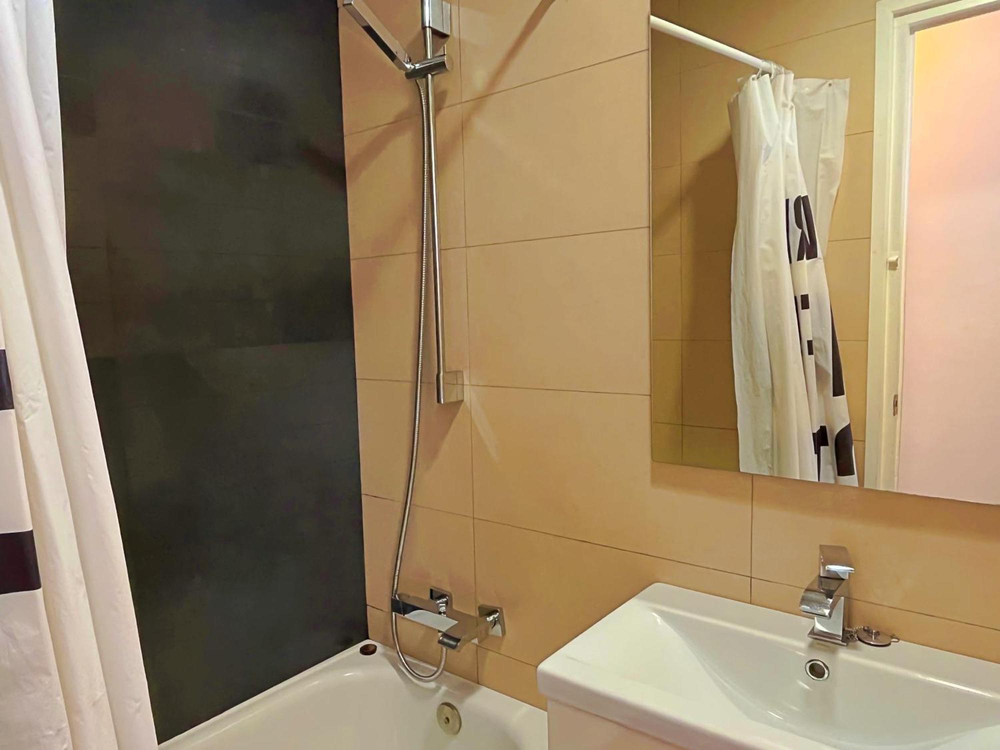 Apartamento Cerca De La Playa Blanes Exterior foto